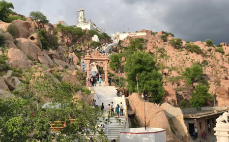 पाकिस्तान से जुड़ी है भारत के इस अद्भुत मंदिर की कहानी, दर्शन मात्र से होता है सकारात्मक ऊर्जा का संचार