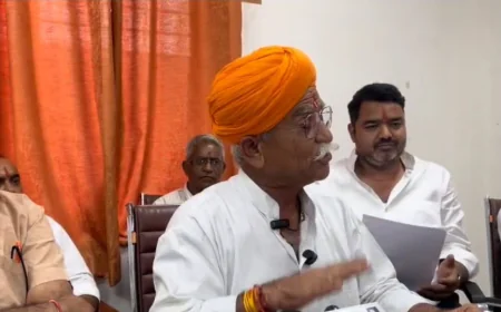 जैसलमेर गौचर संकट: धरना जारी, छोटू सिंह का नेताओं पर तीखा तंज -घर सुधार लो पहले!'