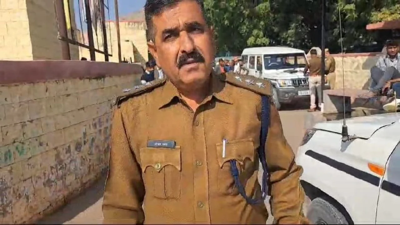 हेड कांस्टेबल को थप्पड़ मारने वाले डीएसपी एपीओ, हनुमान बेनीवाल ने की थी निष्पक्ष जांच की मांग 