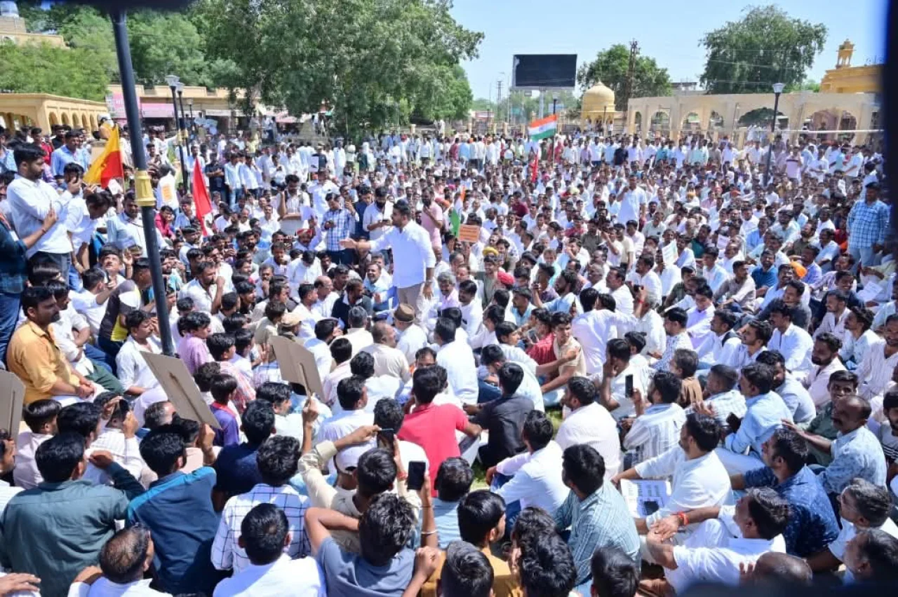 जैसलमेर की गलियों में गूंजा पर्यावरण का संदेश, ‘औरण बचाओ’ जनाक्रोश रैली में उमड़ा जनसैलाब