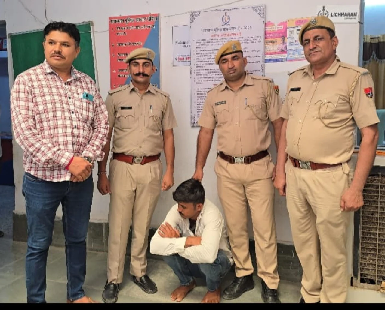 AI से अश्लीलता: युवती को ब्लैकमेल करने वाला गिरफ्तार