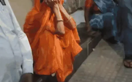 आग से नहीं, शिफ्टिंग में गई जान": SMS अस्पताल अधीक्षक के बयान ने उजागर की लापरवाही की लपटें