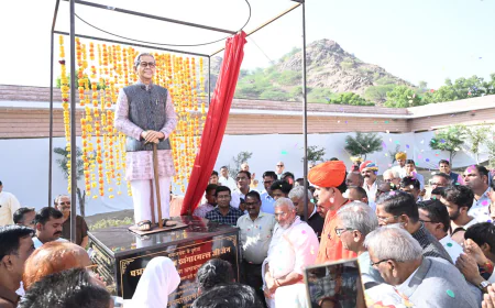 बाड़मेर में पद्मश्री मगराज जैन की मूर्ति अनावरण और छात्रावास शिलान्यास कार्यक्रम सम्पन्न