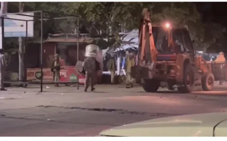 चौमूं में ट्रैफिक सुधार बना विवाद की वजह, देर रात पुलिस पर पथराव