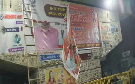 बाड़मेर में कांग्रेसियों की पोस्टर वार: जिलाध्यक्ष और पीसीसी सदस्य के समर्थकों में भिड़ंत, फाड़े गए होर्डिंग्स!