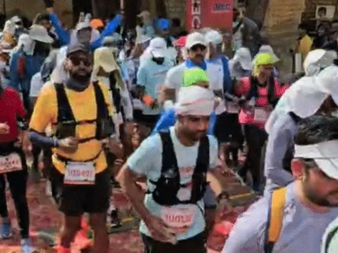 इंडिगो ने रोके 100 धावक, फिर भी जैसलमेर में ‘हेल’ की आग जली