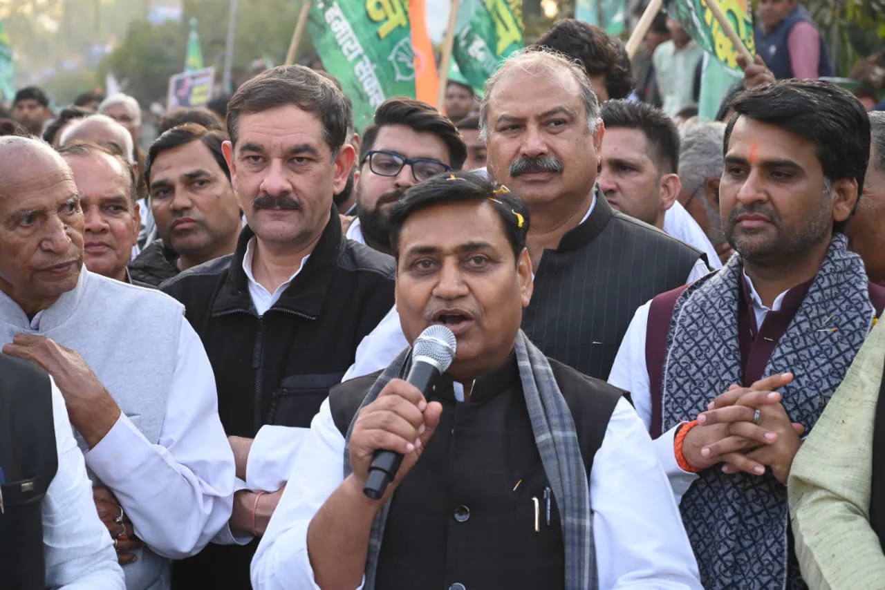 अरावली मुद्दे पर कांग्रेस सख्त, 8 जिला अध्यक्षों को नोटिस की तैयारी: डोटासरा