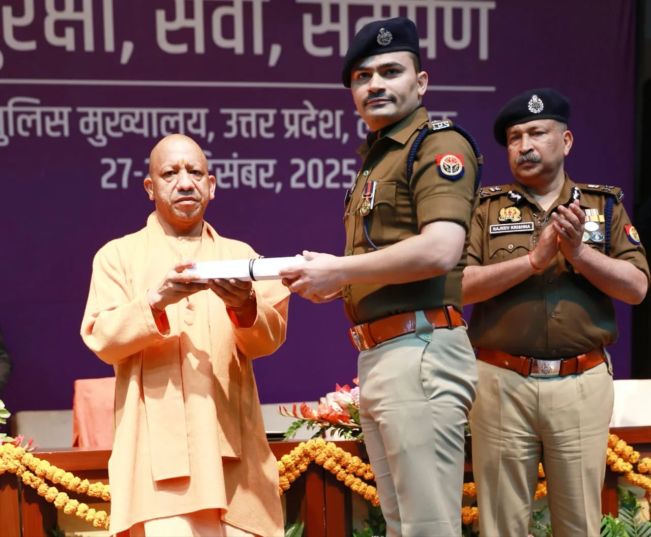 UP के 'जांबाज' IPS कृष्ण कुमार विश्नोई सम्मानित: विपरीत हालातों में अदम्य साहस दिखाने वाले अफसर को सरकार का सलाम