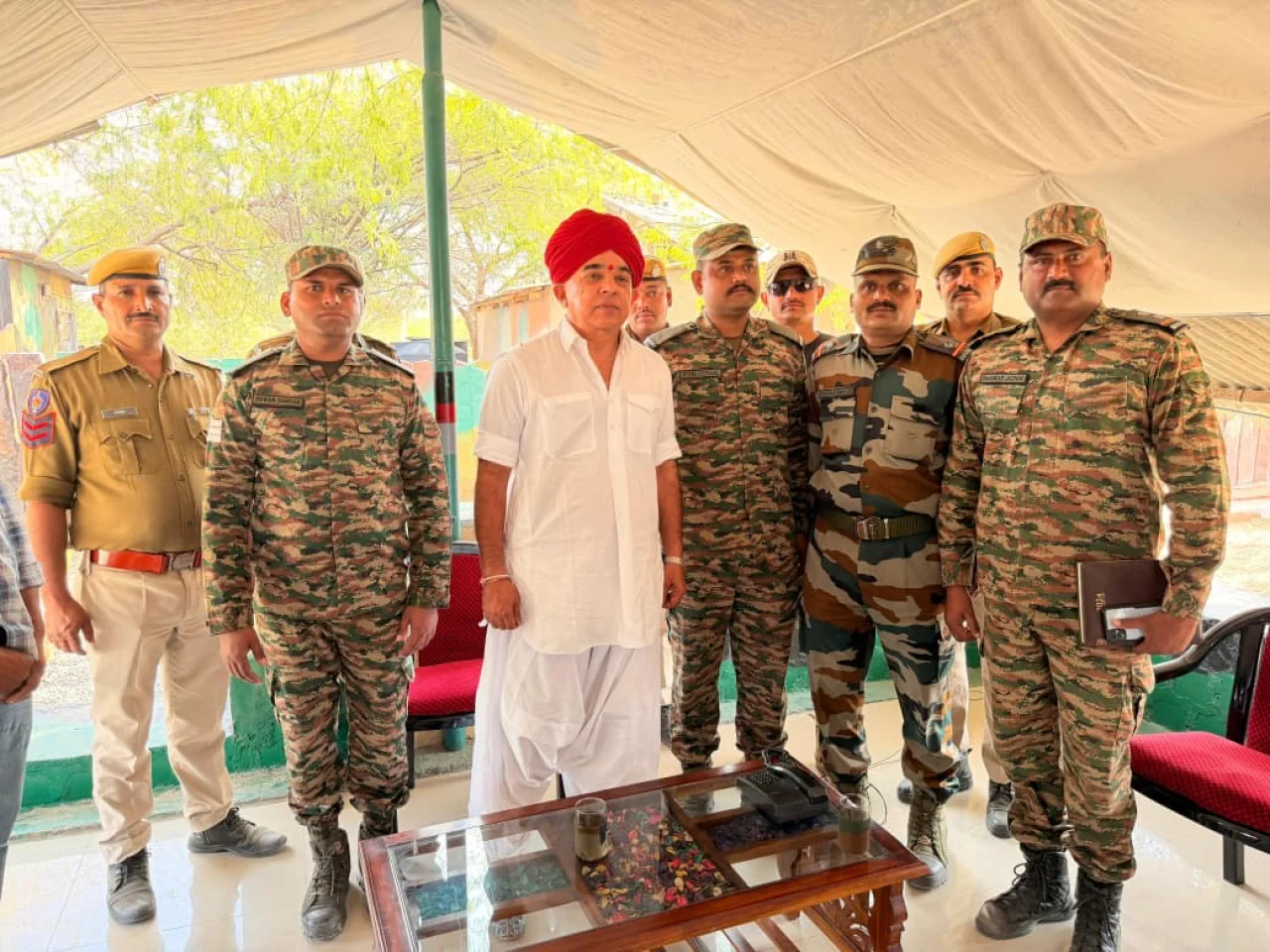 मुनाबाव बॉर्डर पर जवानों ने किया मानवेंद्र सिंह जसोल का सम्मान, सरहद समृद्धि यात्रा चर्चा में