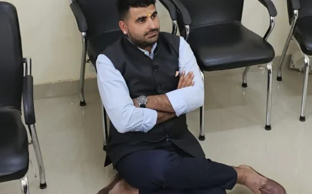 जल संकट पर फूटा जनआक्रोश, PHED दफ्तर में धरने पर बैठे विधायक रविंद्र सिंह भाटी