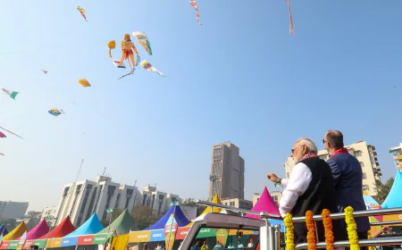 मकर संक्रांति की पूर्व संध्या पर पीएम मोदी ने उड़ाई राजस्थान की 'ट्रेन काइट', दिया ऑपरेशन सिंदूर और नारी सशक्तिकरण का संदेश!