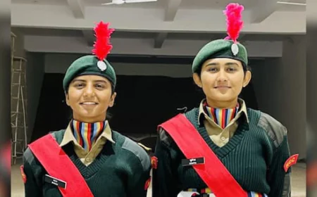 थार की बेटियों का कमाल जयपुर आर्मी डे परेड में थार की सुमित्रा और भावना ने रचा इतिहास