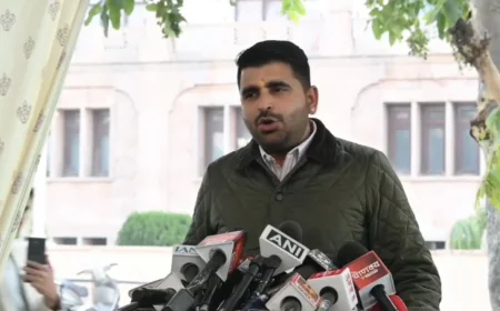 विधानसभा सत्र: रविंद्र सिंह भाटी के तीखे सवाल—"युवाओं के भविष्य के साथ फुटबॉल की तरह खेल रही हैं सरकारें"