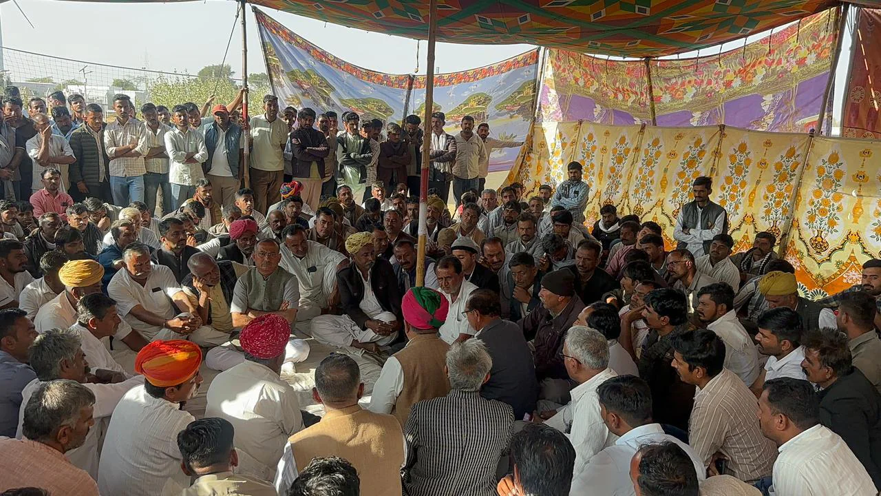 भाजपा नेता के हस्तक्षेप से कोटड़ा हत्या मामले में धरना समाप्त: पीड़ित परिवार को मिलेगी 45 लाख रुपये की सहायता