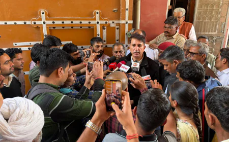 खेजड़ी बचेगी तो थार बचेगा: बीकानेर के खेजड़ी बचाओ आंदोलन को हरीश चौधरी का समर्थन