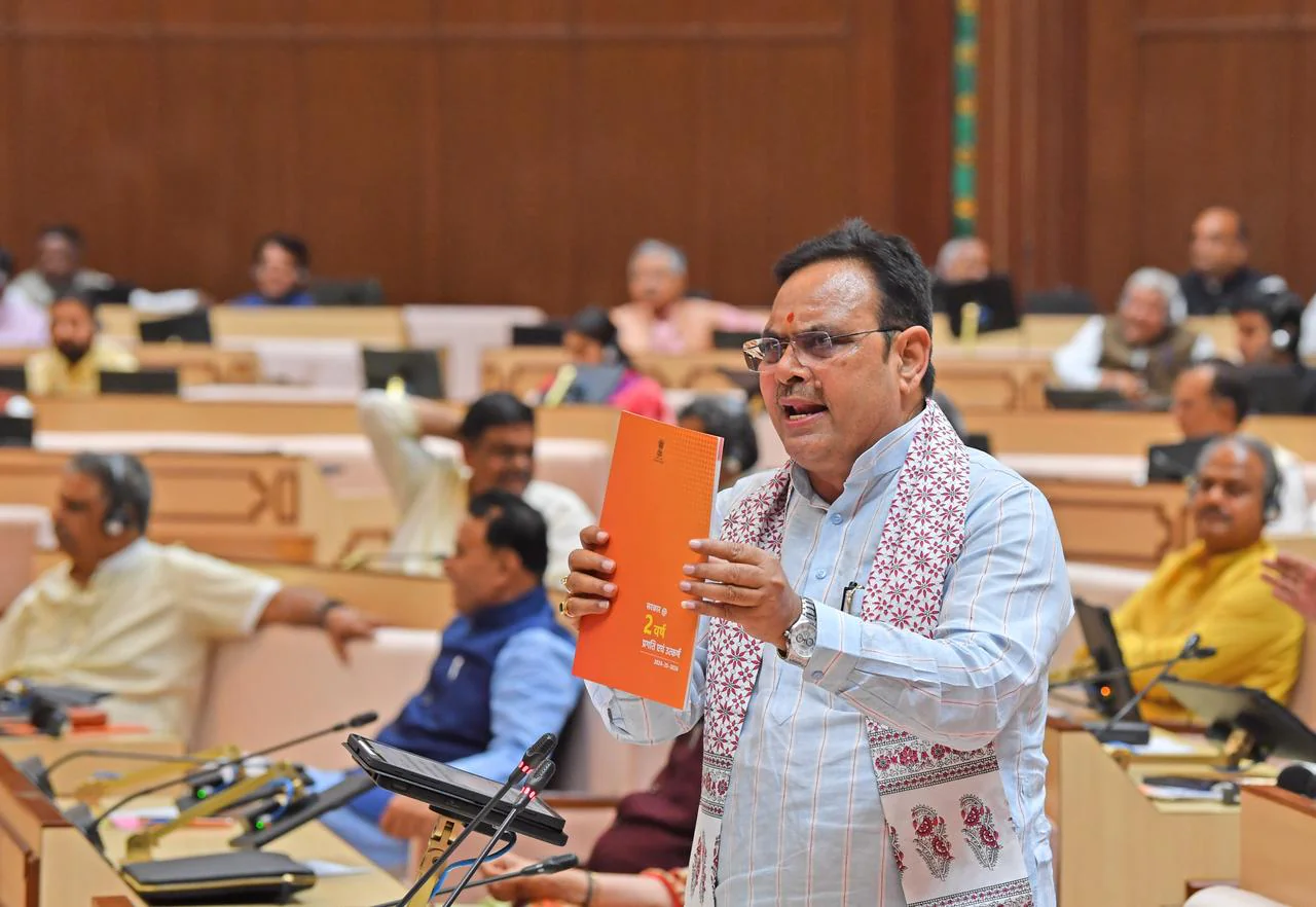 विधानसभा में सीएम भजनलाल का विपक्ष पर बड़ा हमला; बोले- चुनौती देकर अब भाग रहे हैं विपक्षी नेता